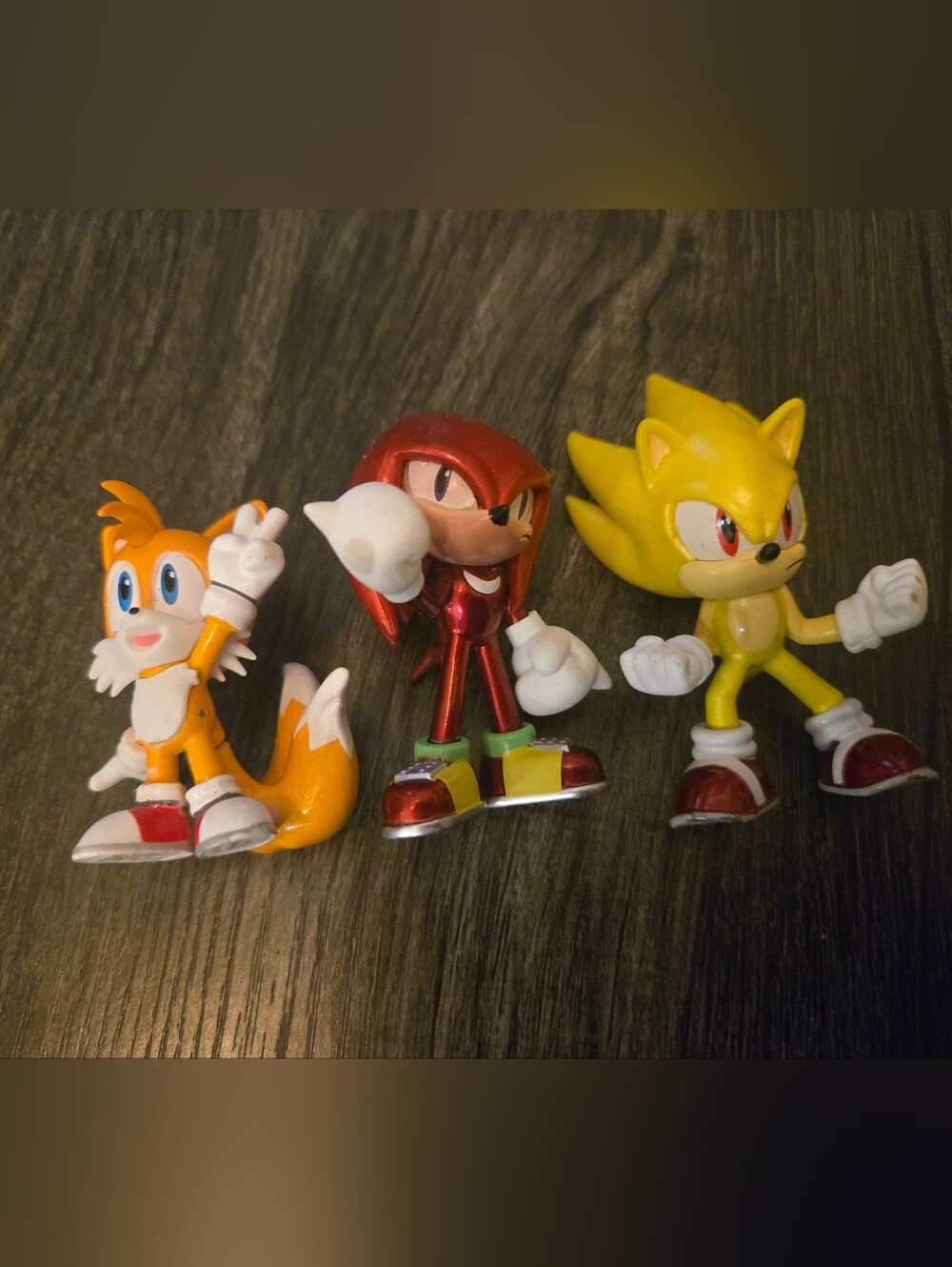 Sonic the Hedgehog Team Sonic Metallic 3 Pack Super Sonic Knuckles Tails 2023